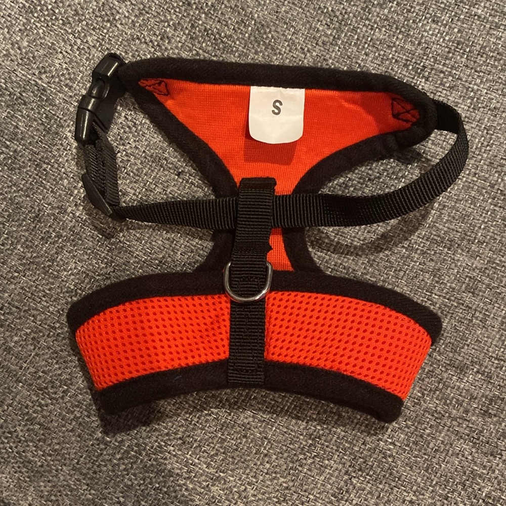 Harness size small - Picture 2 of 2